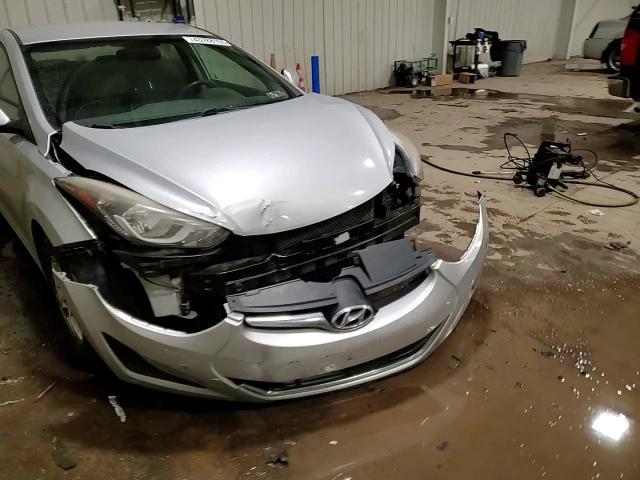 2014 Hyundai Elantra - Image 13