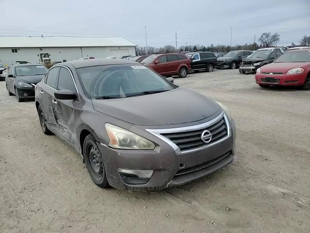 2014 Nissan Altima - Image 11