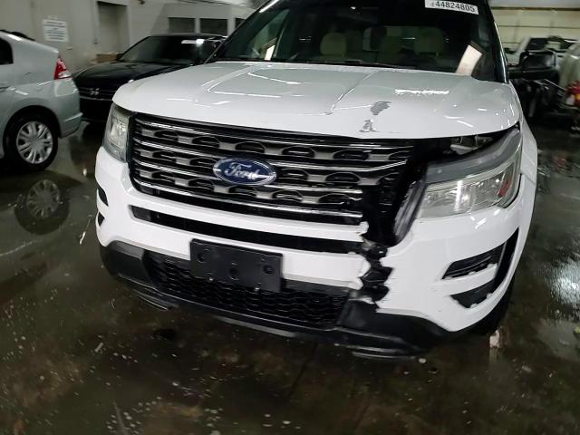 2017 Ford Explorer - Image 14