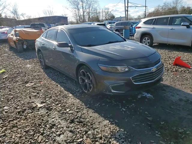 2016 Chevrolet Malibu - Image 10