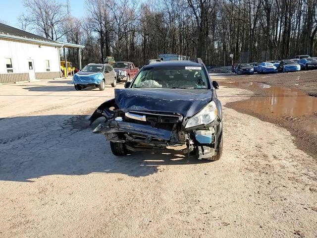 2014 Subaru Outback - Image 12
