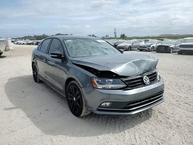 2018 Volkswagen Jetta - Image 13