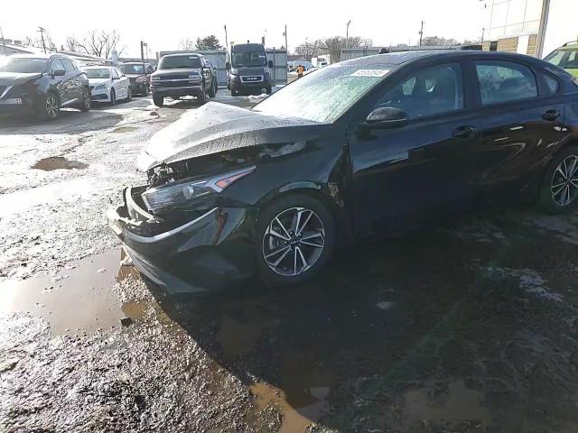 2022 Kia Forte - Image 14