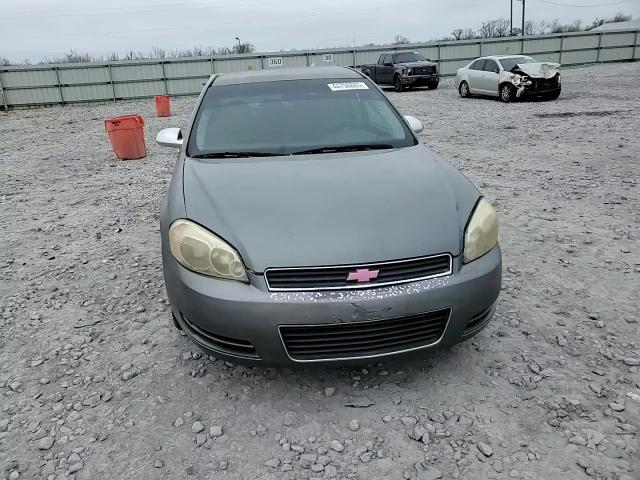 2009 Chevrolet Impala - Image 11