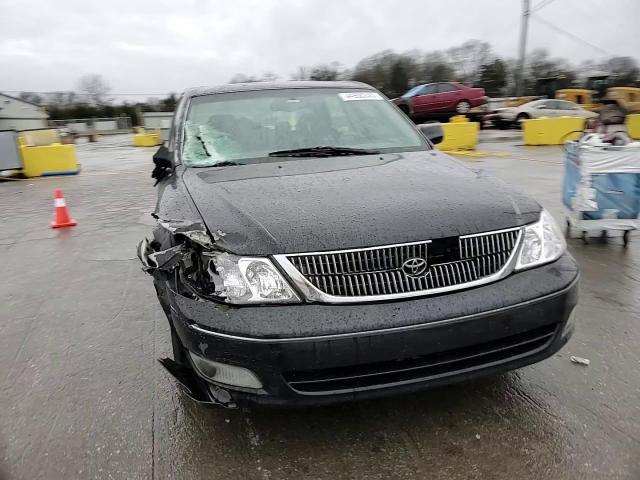 2002 Toyota Avalon - Image 10