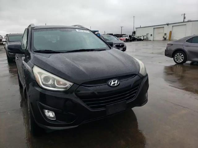 2015 Hyundai Tucson - Image 11