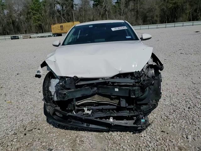 2021 Kia Forte - Image 13