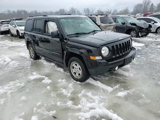 2014 Jeep Liberty (Patriot) - Image 12