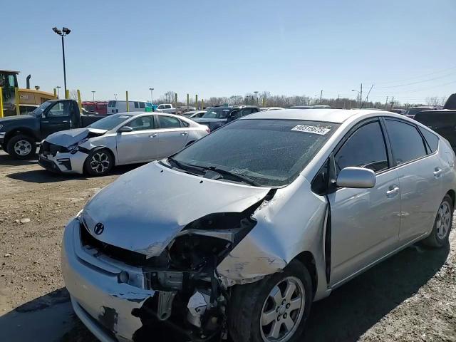 2005 Toyota Prius - Image 11