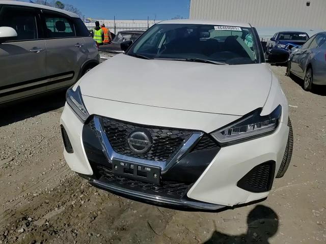 2019 Nissan Maxima - Image 10