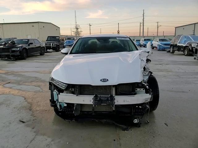 2021 Kia K5 - Image 14