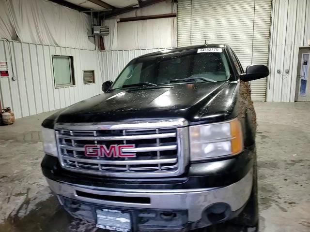 2010 GMC Sierra - Image 10