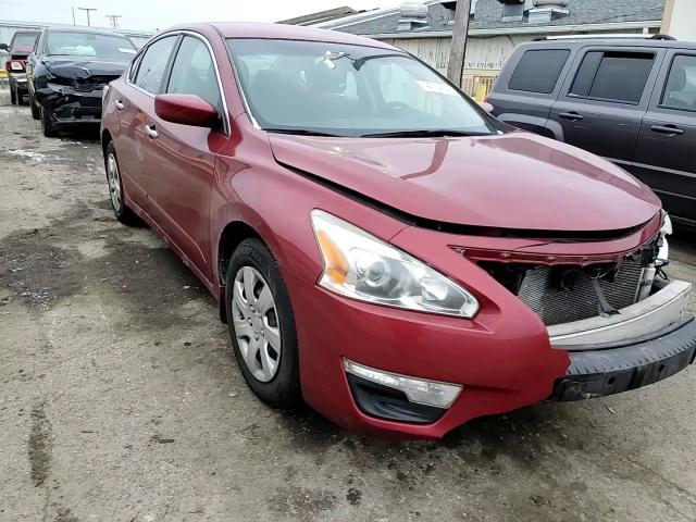 2015 Nissan Altima - Image 10