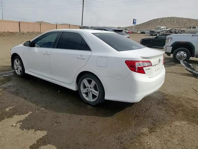 2012 Toyota Camry - Image 14