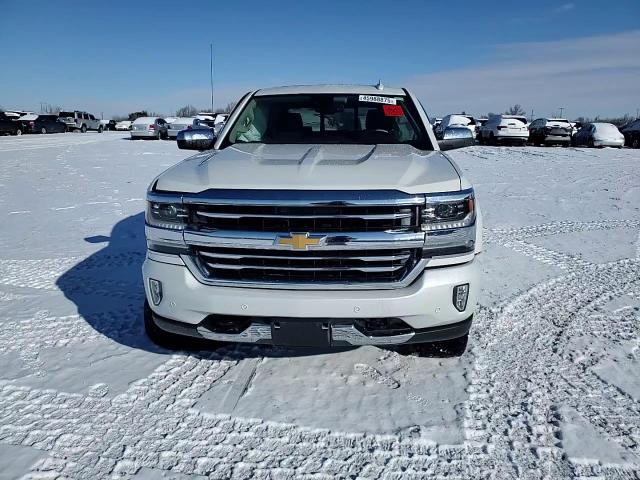 2017 Chevrolet Silverado - Image 13