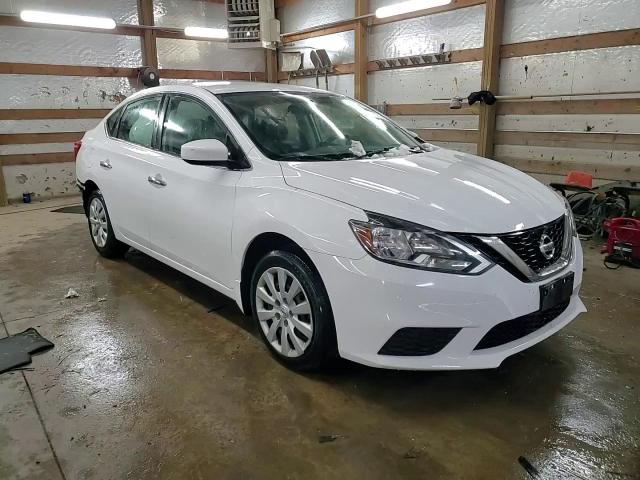 2017 Nissan Sentra - Image 13