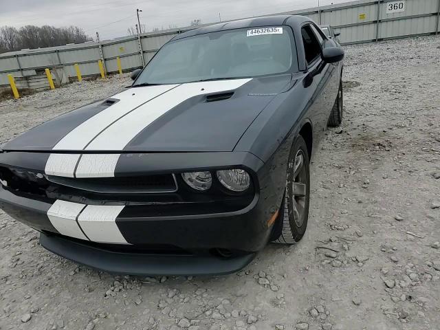2013 Dodge Challenger - Image 11