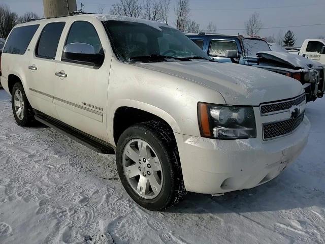 2011 Chevrolet Suburban - Image 12