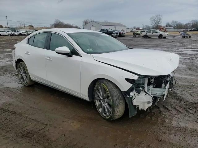 2019 Mazda 3 - Image 11