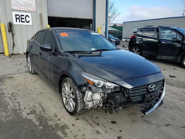 2017 Mazda 3 - Image 13