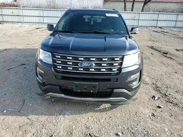 2017 Ford Explorer - Image 11