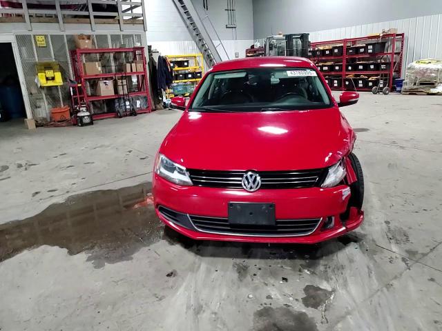 2014 Volkswagen Jetta - Image 11