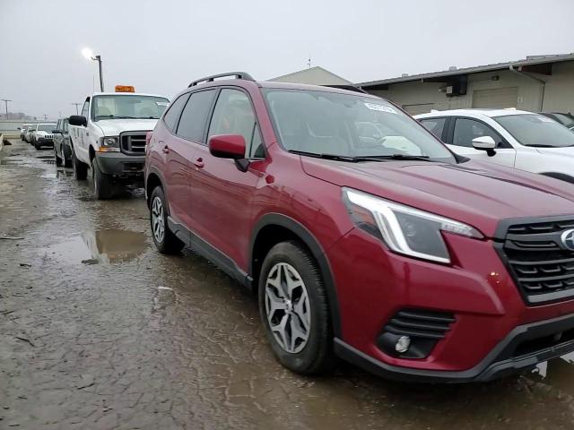 2024 Subaru Forester - Image 12