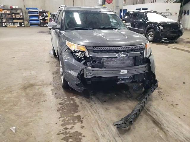 2015 Ford Explorer - Image 11