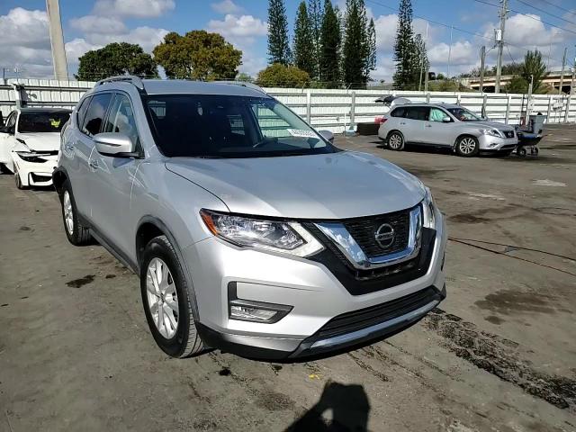 2019 Nissan Rogue - Image 11