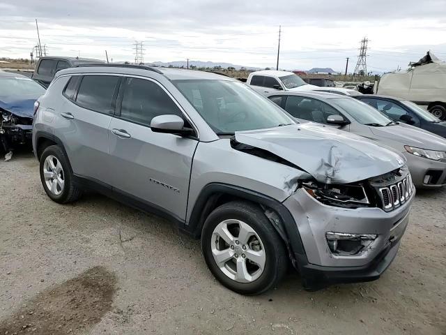 2017 Jeep Compass - Image 10