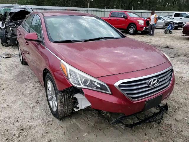 2016 Hyundai Sonata - Image 13
