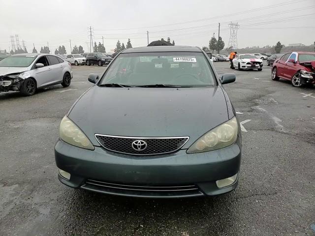 2005 Toyota Camry - Image 11