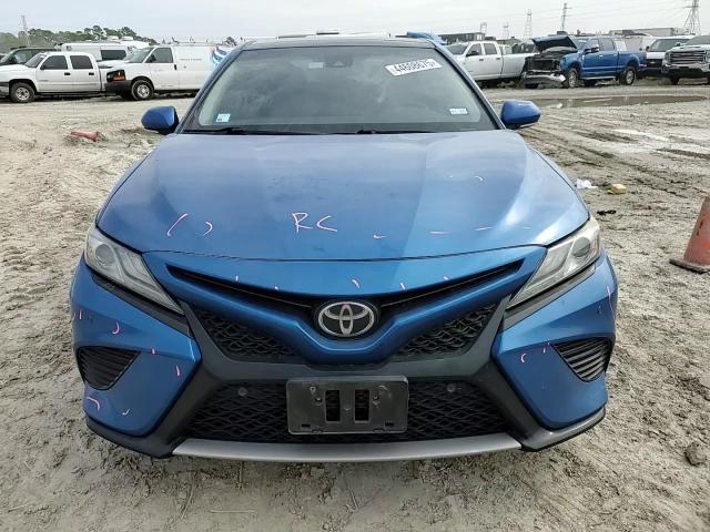 2018 Toyota Camry - Image 12
