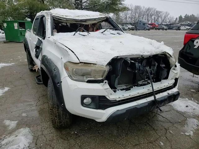 2016 Toyota Tacoma - Image 10
