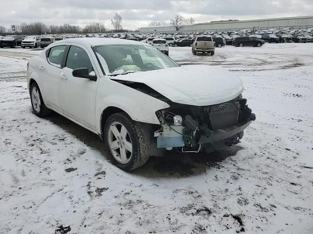 2013 Dodge Avenger - Image 11