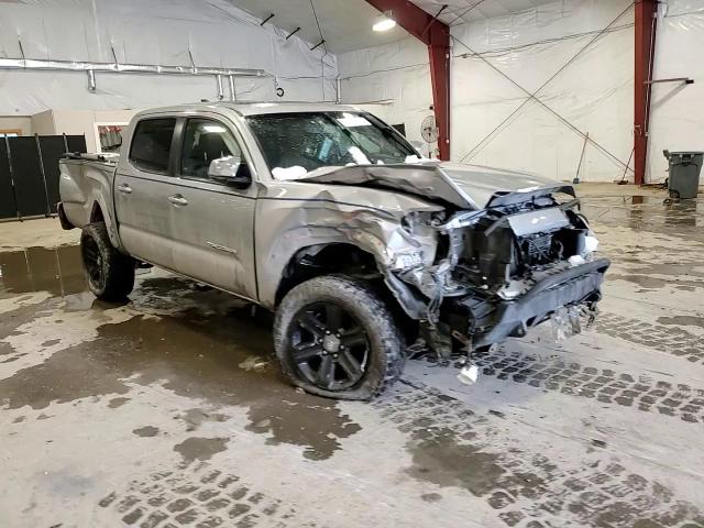 2017 Toyota Tacoma - Image 10