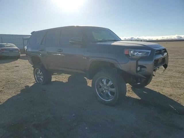 2021 Toyota 4Runner - Image 11