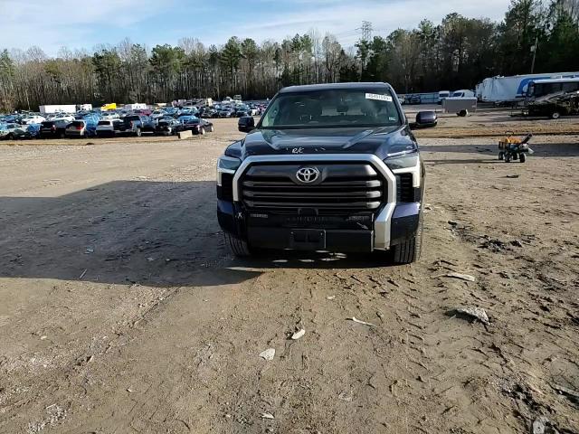 2022 Toyota Tundra - Image 10
