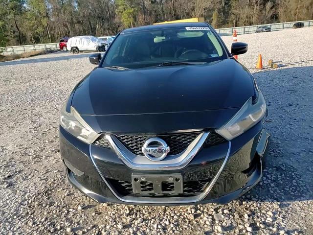 2017 Nissan Maxima - Image 13