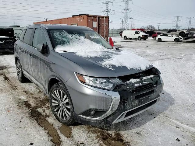 2020 Mitsubishi Outlander - Image 12