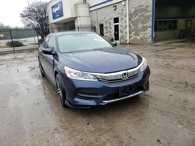 2017 Honda Accord - Image 10