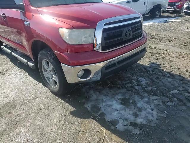 2011 Toyota Tundra - Image 10