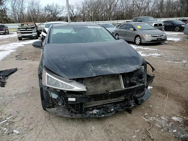 2020 Hyundai Elantra - Image 11