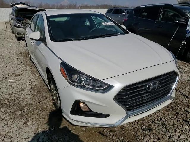 2018 Hyundai Sonata - Image 13