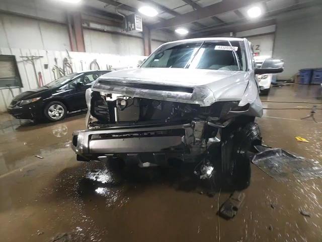 2021 Toyota Tundra - Image 13