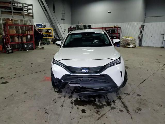 2021 Toyota Venza - Image 11