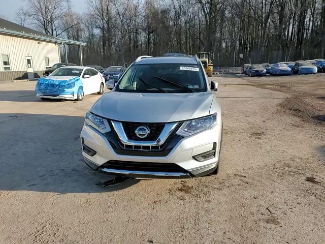 2018 Nissan Rogue - Image 14