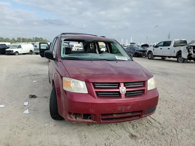 2010 Dodge Caravan - Image 11