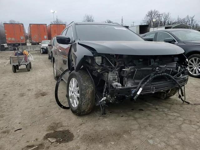 2019 Nissan Rogue - Image 11