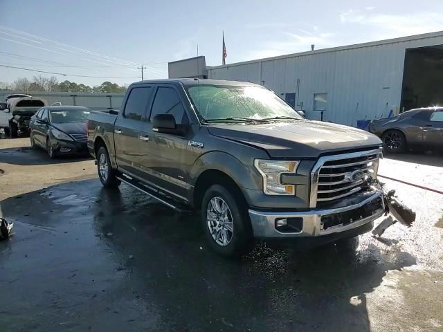 2015 Ford F-150 - Image 13